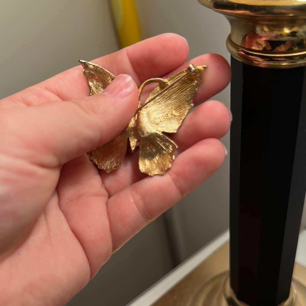 B.S.K Gold Butterfly Brooch - Picture 2 of 4